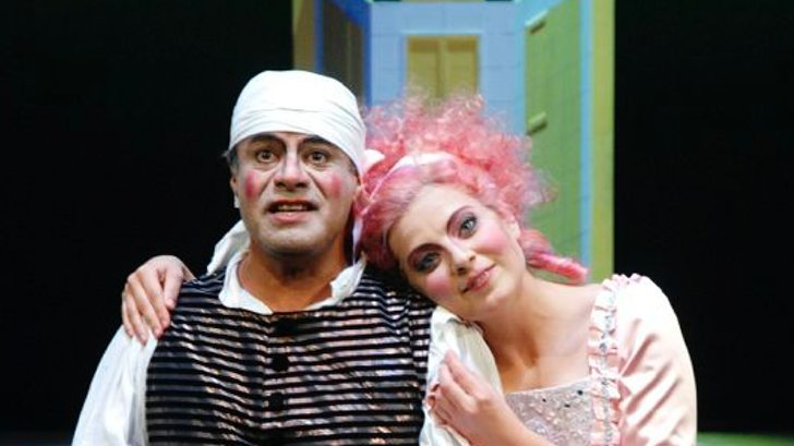 Der gestiefelte Kater | Gustav; Prinzessin: Julia Apfelthaler | Theater Heilbronn | © Thomas Frank (Studio M42)